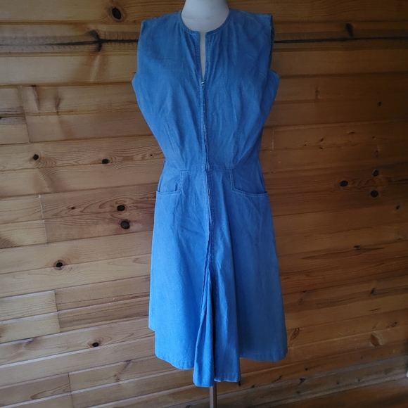 Vintage Dresses & Skirts - Vintage Style-Aire Chambray Dress
